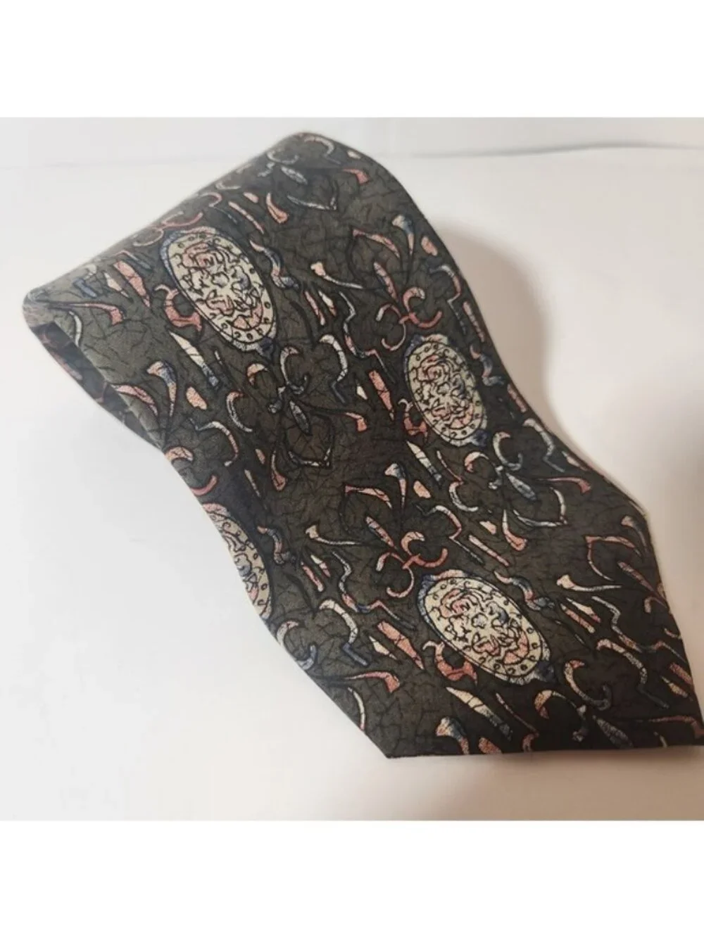 Brigatti‎ Mens Silk Necktie Olive Green Abstract Medallion Fleur-De-Lis